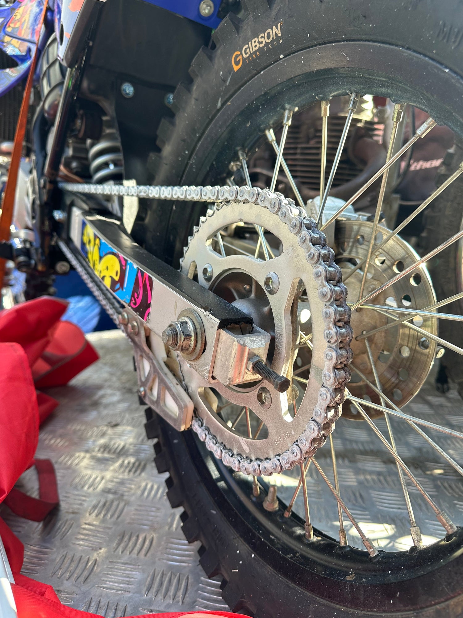 Transmisión para Moto — Cadena, Piñón, Corona y Kit · Servimotos